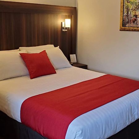 Hotel Et Motel Le Chateauguay Québec Dış mekan fotoğraf